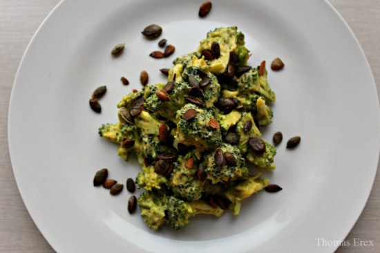 broccolisalat med mayonnaise uden æg