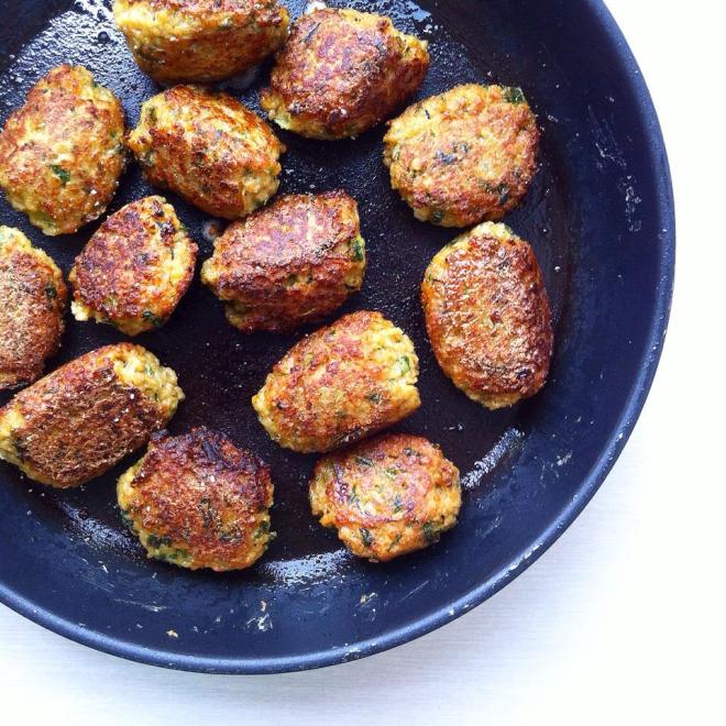 kødfri, vegetariske, veganske frikadeller, deller, frække deller, mad med medfølelse