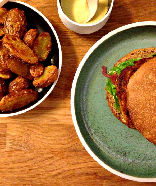 15044679_10154650649103905_223860156_o-2